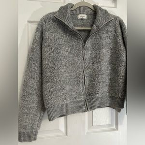 Size: M.  Color: Gray.  Type: jacket